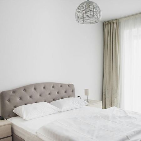 Apartament 4Tourists Braşov Esterno foto