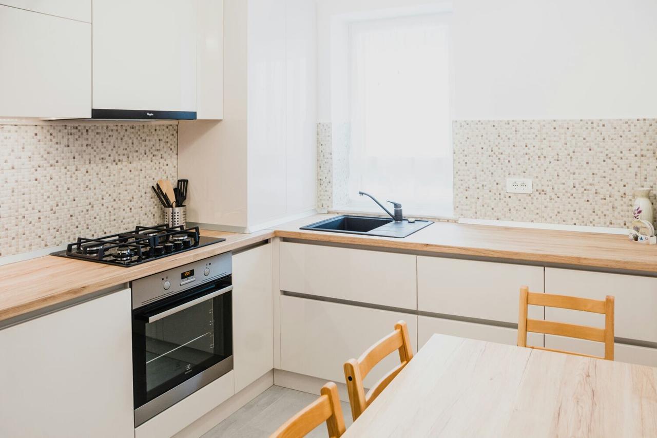 Apartament 4Tourists Braşov Esterno foto