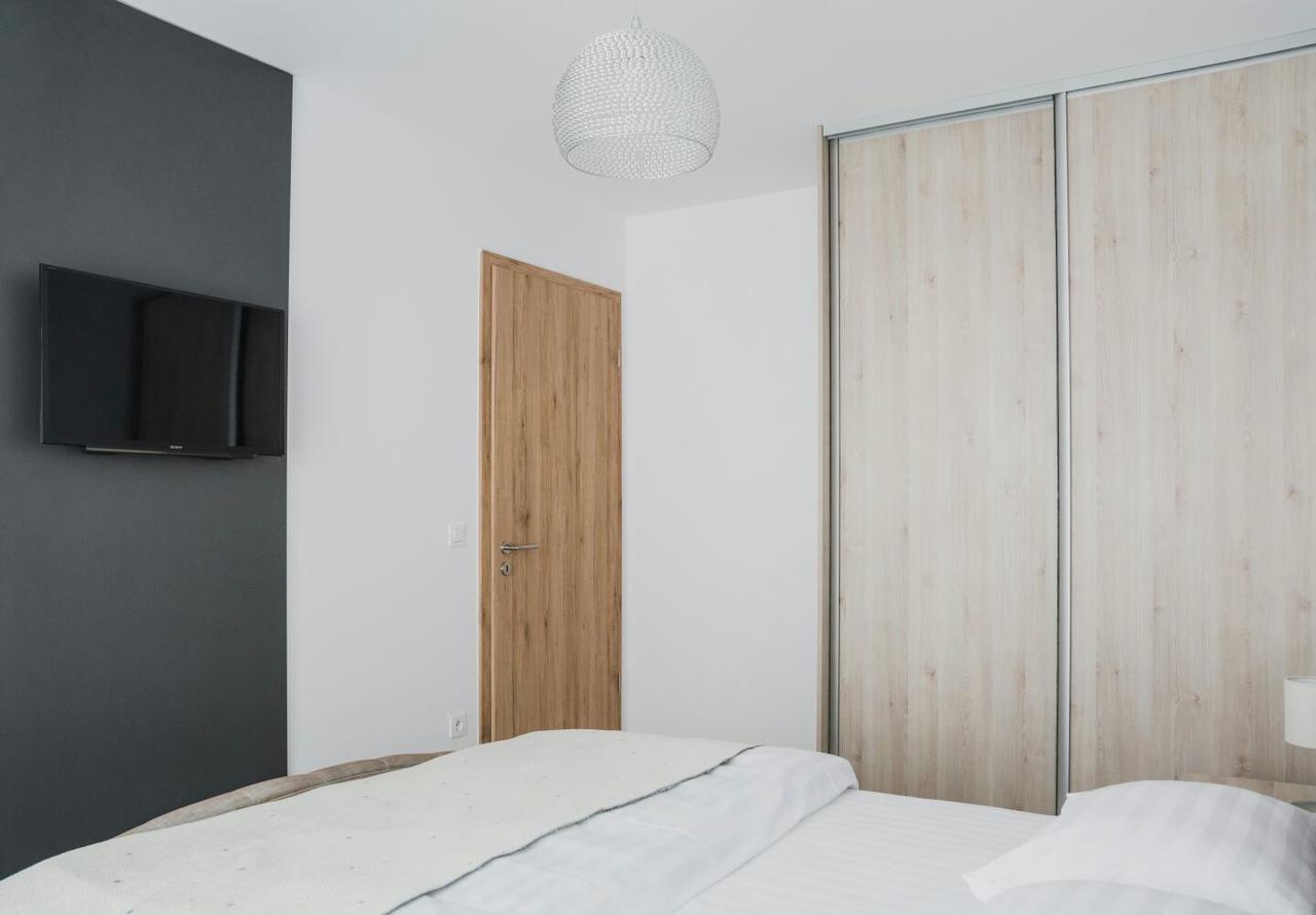Apartament 4Tourists Braşov Esterno foto